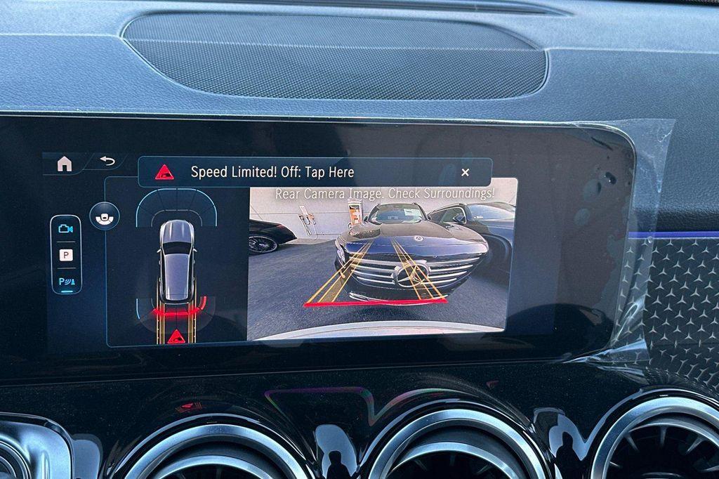 new 2025 Mercedes-Benz GLB 250 car, priced at $41,016