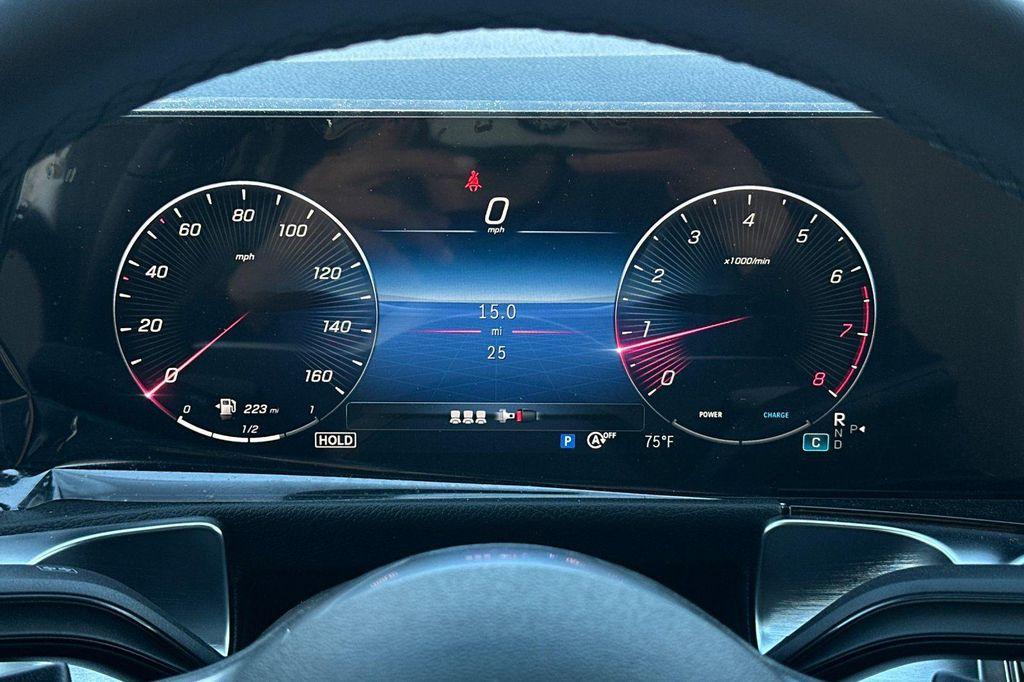 new 2025 Mercedes-Benz GLB 250 car, priced at $41,016