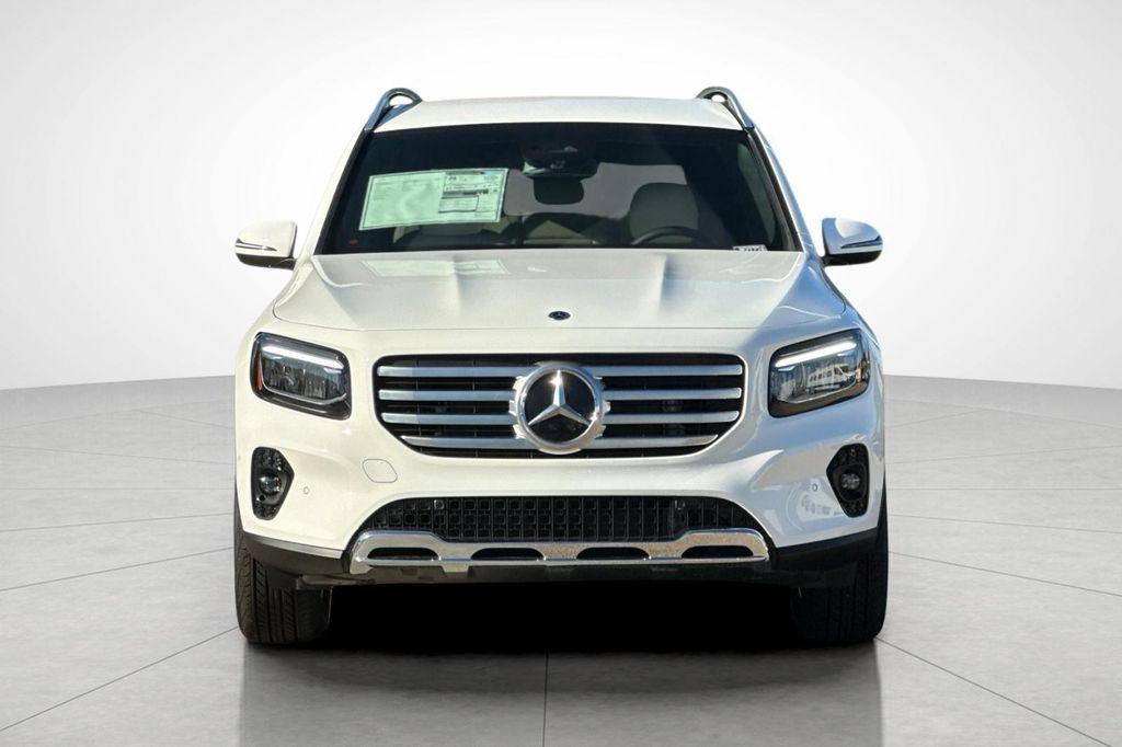 new 2025 Mercedes-Benz GLB 250 car, priced at $41,016