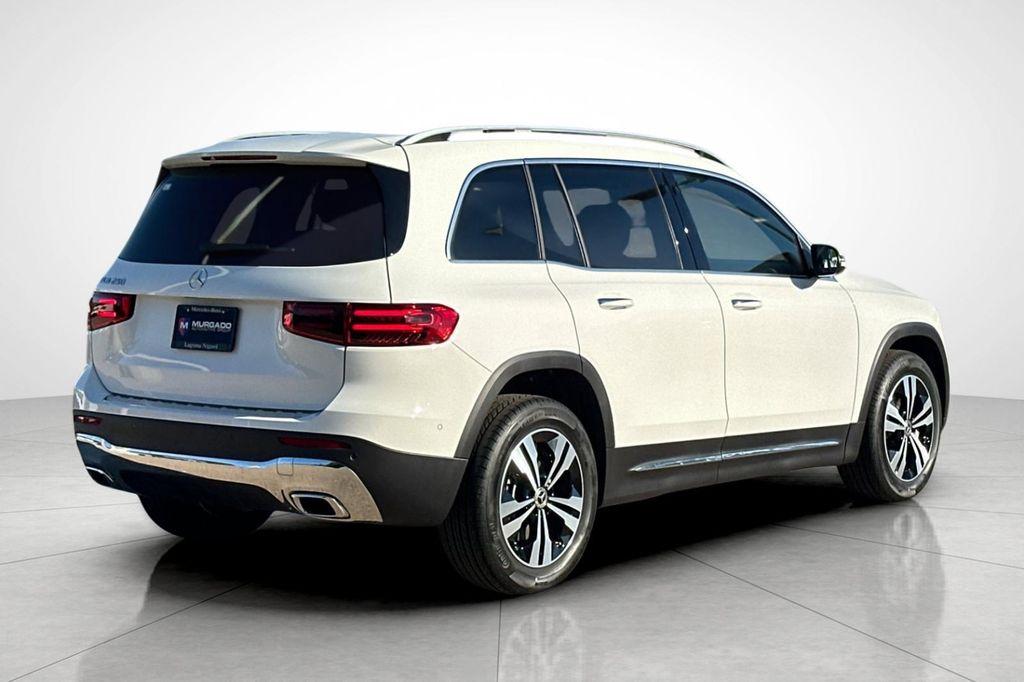 new 2025 Mercedes-Benz GLB 250 car, priced at $41,016