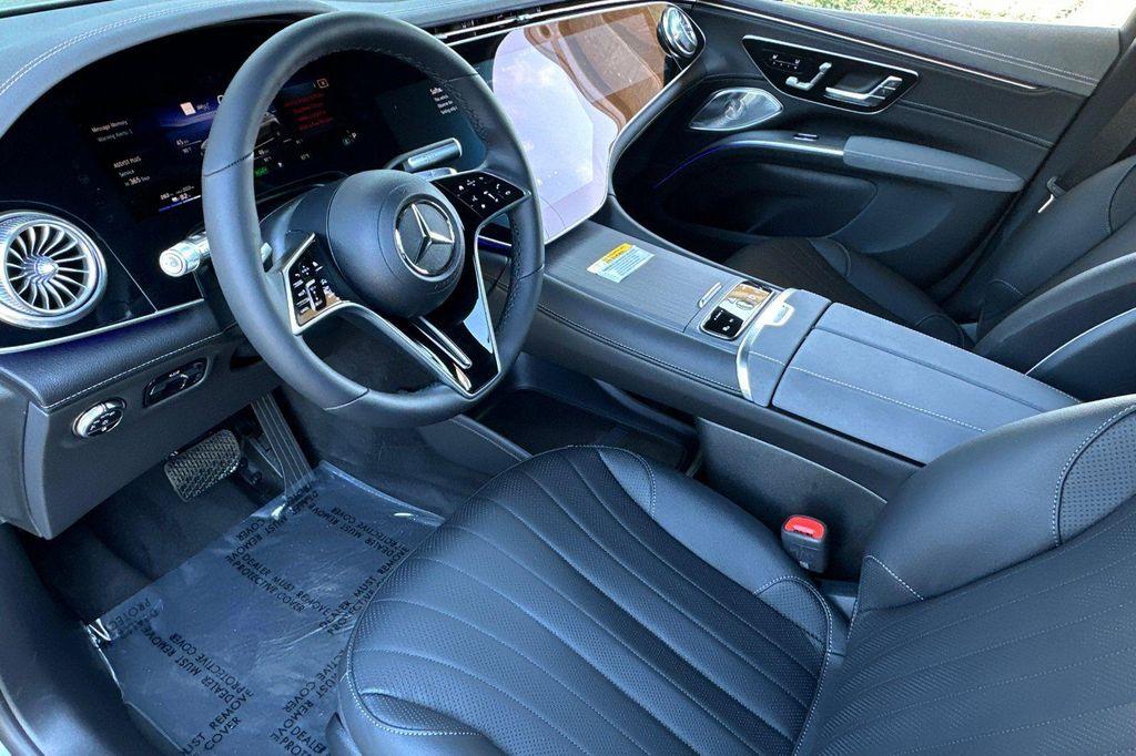new 2026 Mercedes-Benz EQS 400 car, priced at $100,455