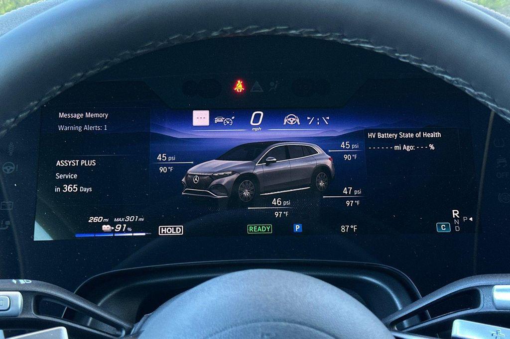 new 2026 Mercedes-Benz EQS 400 car, priced at $100,455