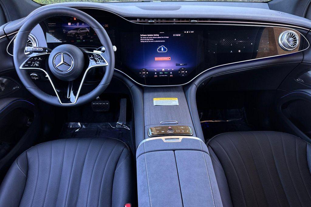 new 2026 Mercedes-Benz EQS 400 car, priced at $100,455
