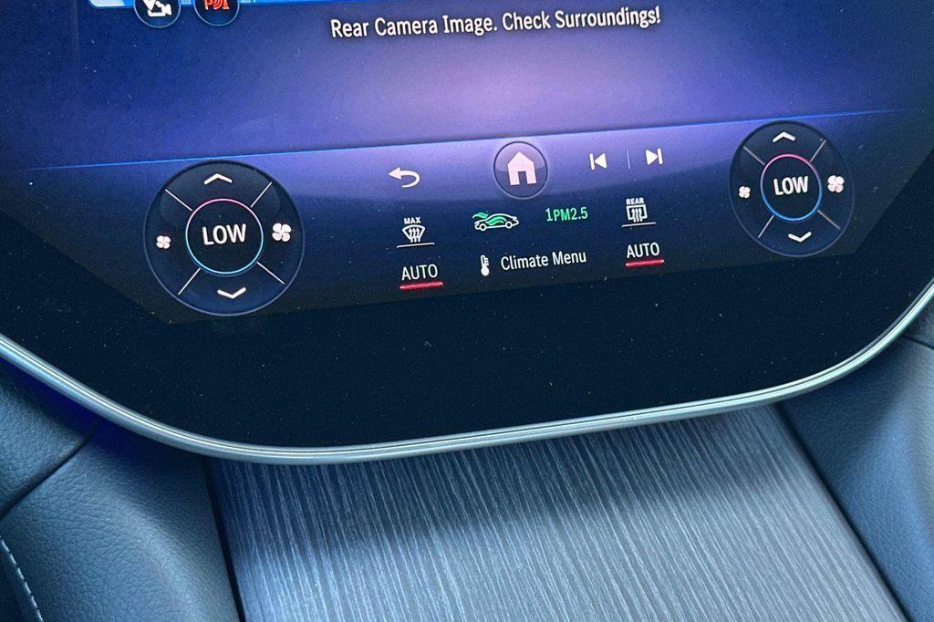 new 2026 Mercedes-Benz EQS 400 car, priced at $100,455