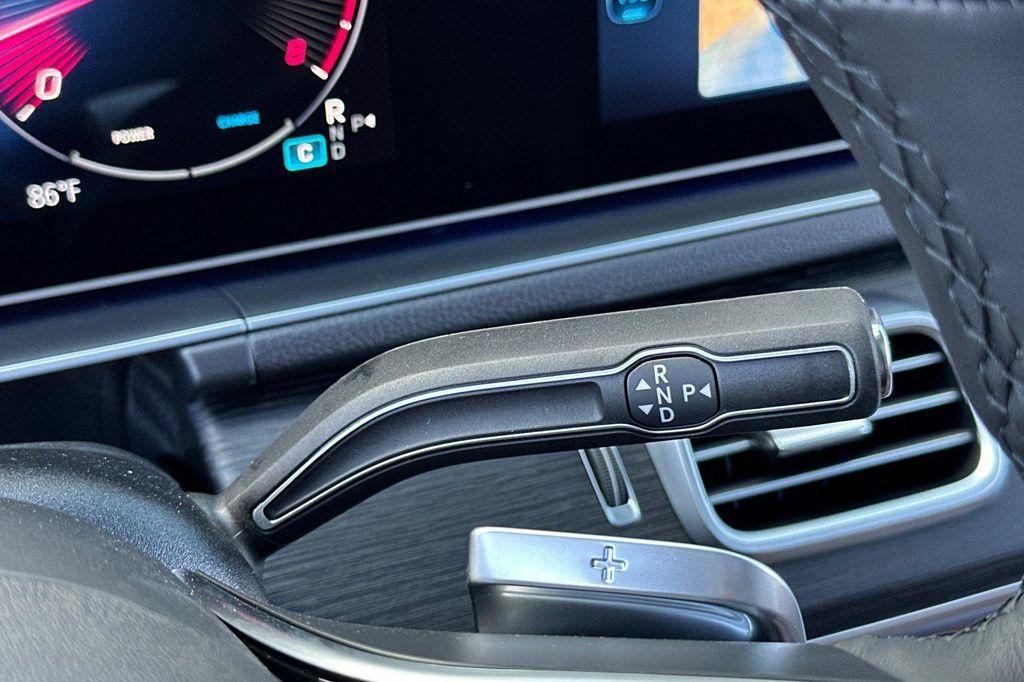 new 2026 Mercedes-Benz GLE 450 car, priced at $83,555