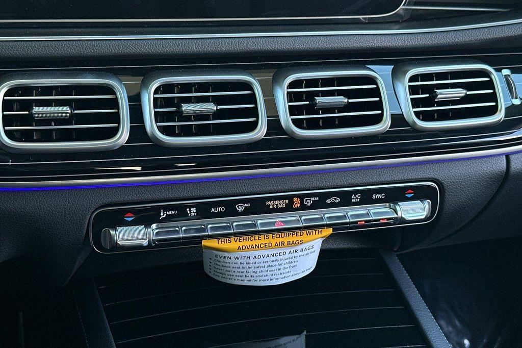 new 2026 Mercedes-Benz GLE 450 car, priced at $82,275