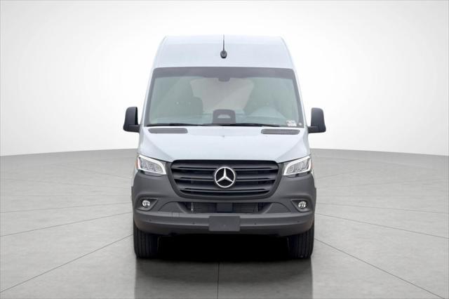 new 2025 Mercedes-Benz Sprinter 2500 car, priced at $75,661