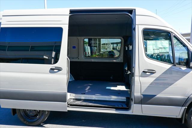 new 2024 Mercedes-Benz Sprinter 2500 car, priced at $73,134