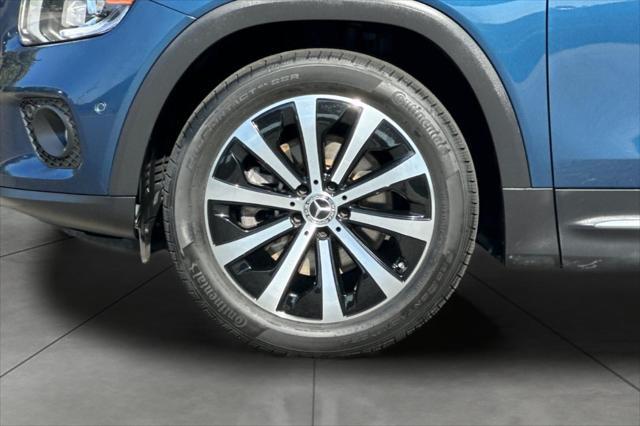 used 2021 Mercedes-Benz GLB 250 car, priced at $27,250