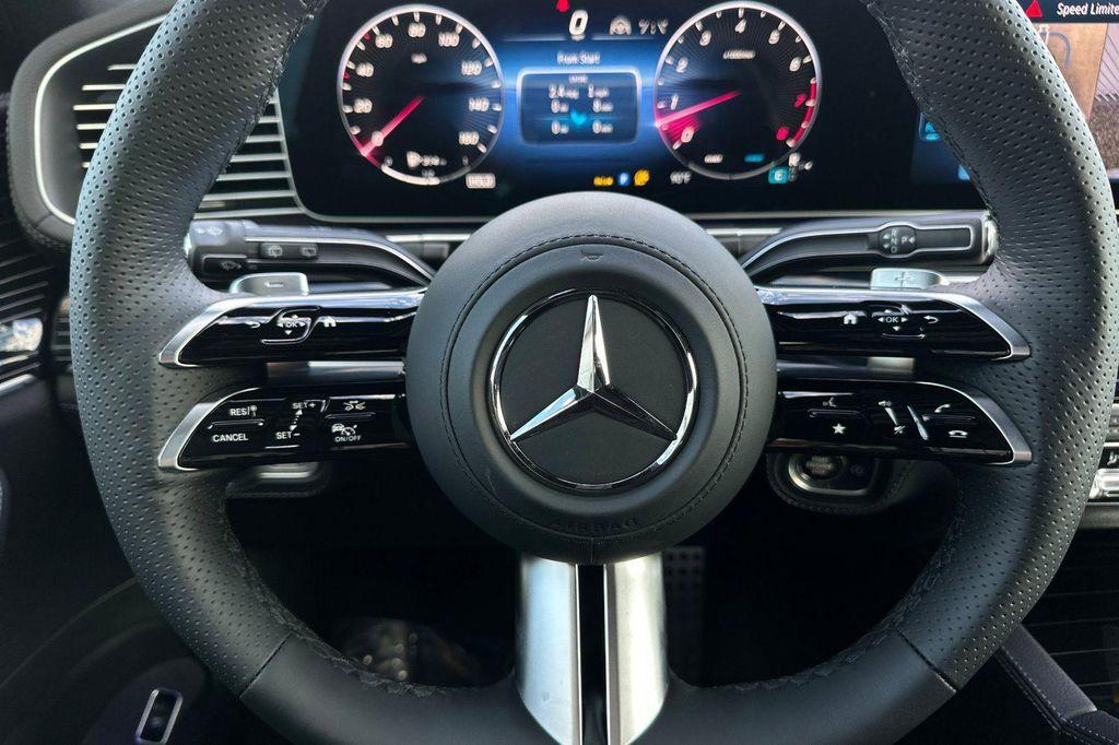 new 2026 Mercedes-Benz GLS 580 car, priced at $129,140
