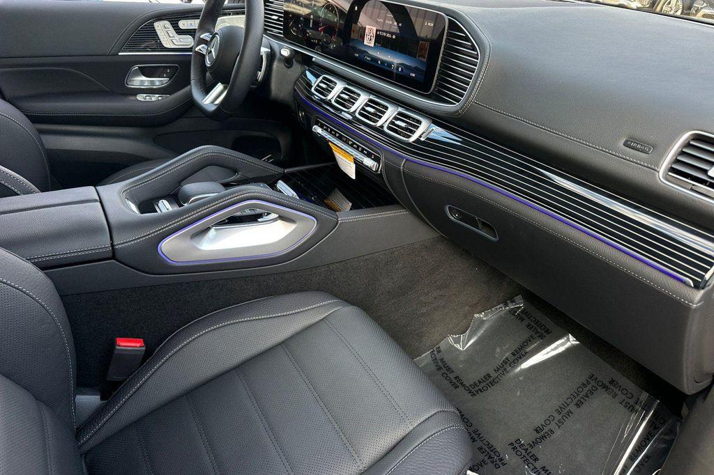 new 2026 Mercedes-Benz GLS 580 car, priced at $129,140