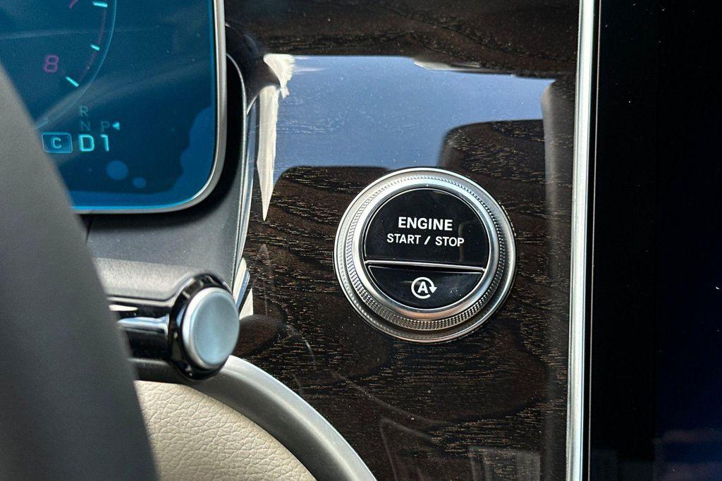 new 2026 Mercedes-Benz GLC 300 car, priced at $51,550