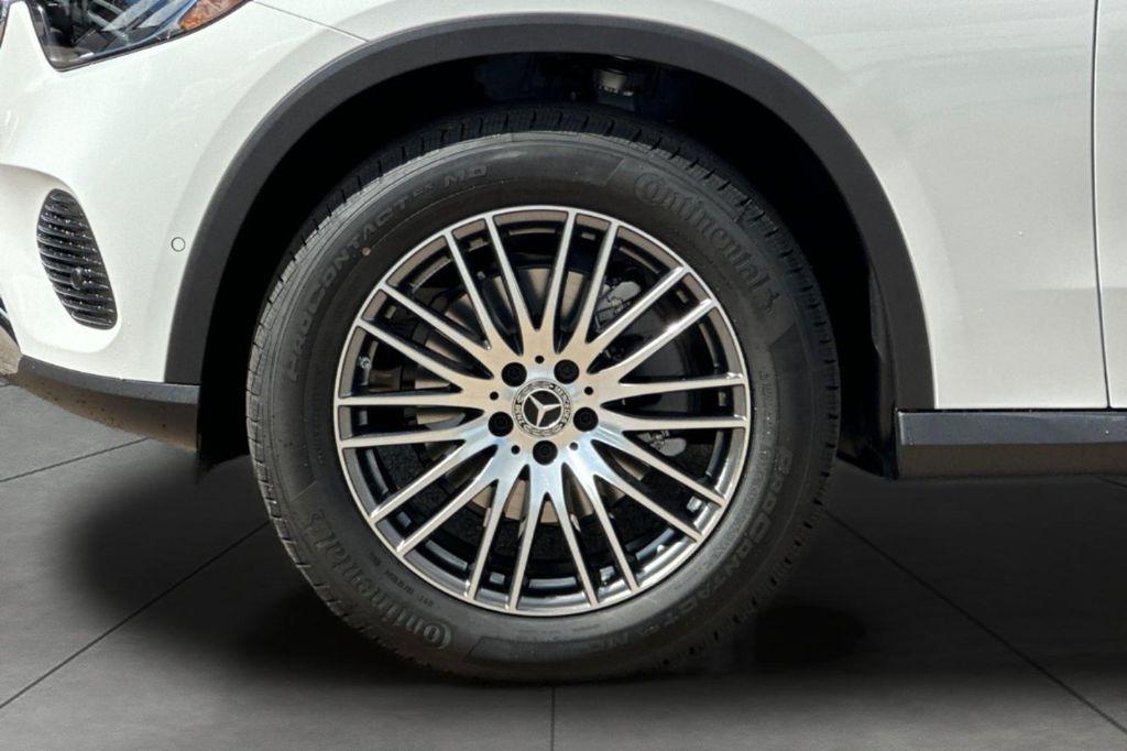 new 2026 Mercedes-Benz GLC 300 car, priced at $51,550