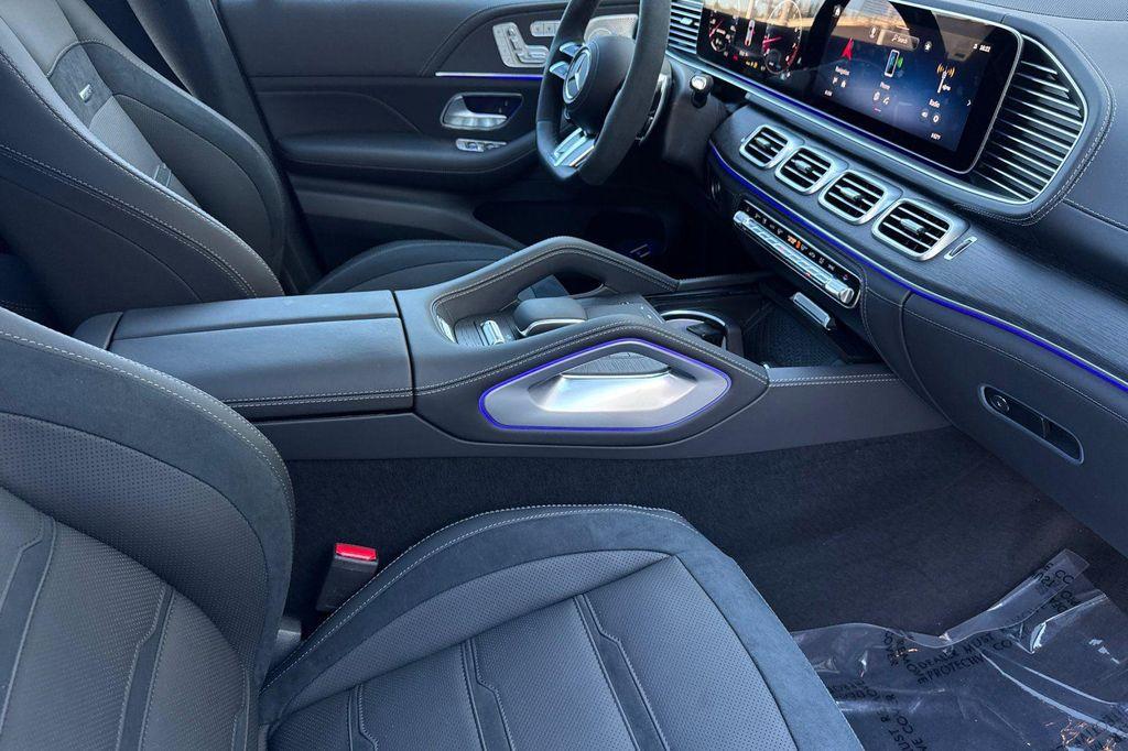 new 2025 Mercedes-Benz AMG GLE 63 car, priced at $132,540