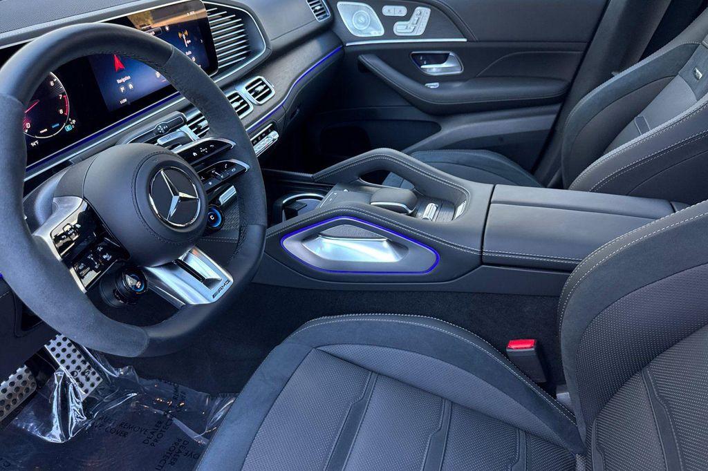 new 2025 Mercedes-Benz AMG GLE 63 car, priced at $132,540