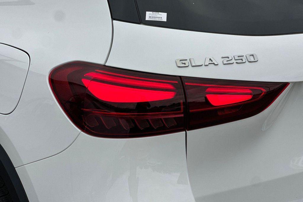 used 2025 Mercedes-Benz GLA 250 car, priced at $37,400