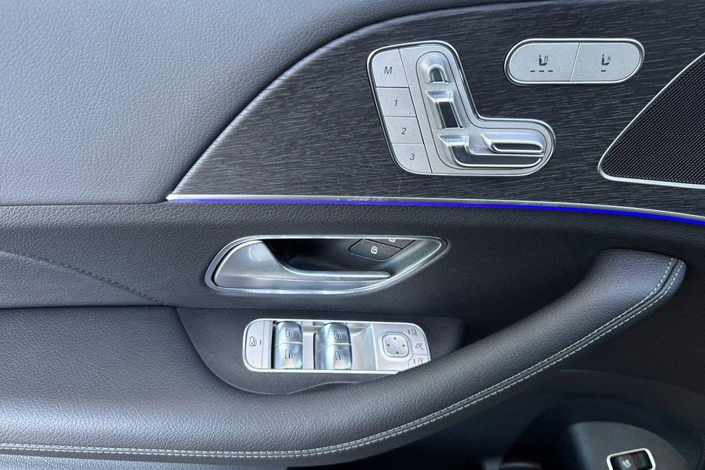 new 2025 Mercedes-Benz GLE 350 car, priced at $66,385