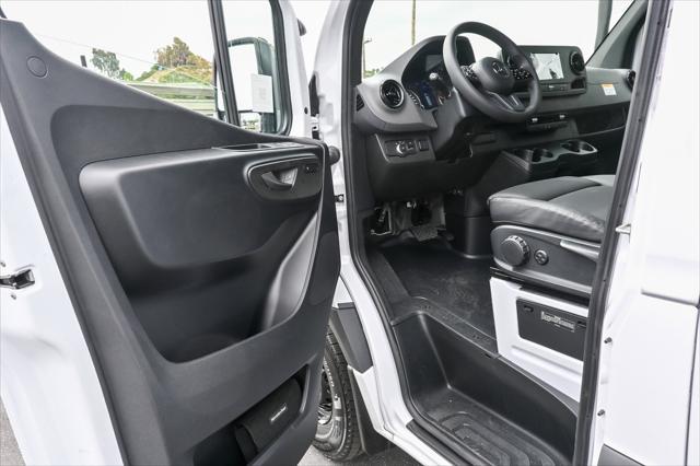 new 2024 Mercedes-Benz Sprinter 2500 car, priced at $62,784