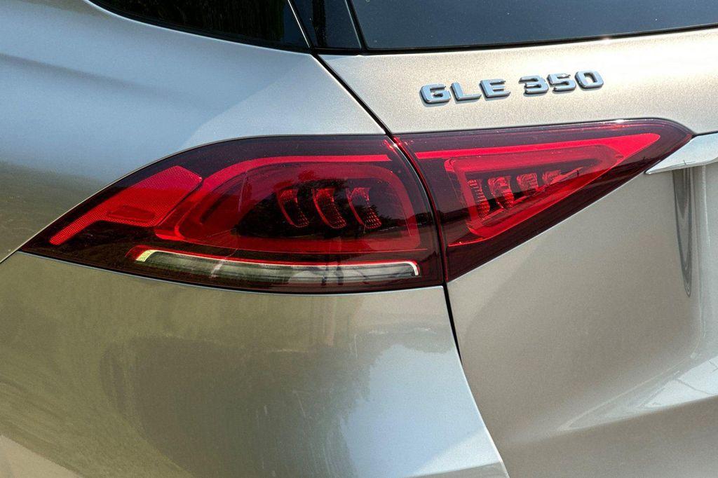 used 2022 Mercedes-Benz GLE 350 car, priced at $43,400