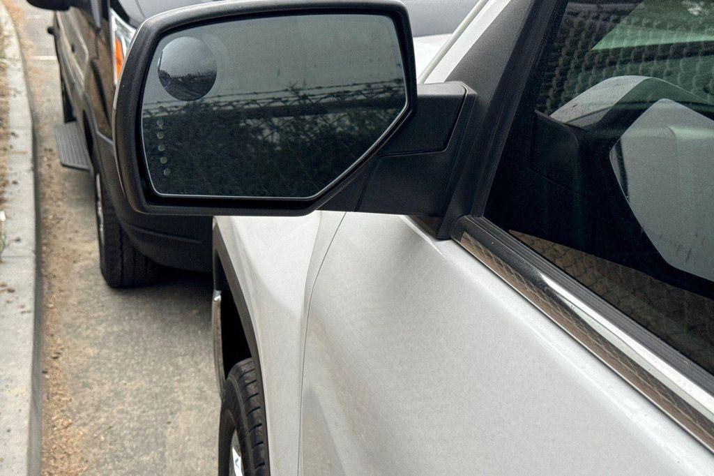used 2017 GMC Sierra 1500 car, priced at $32,500