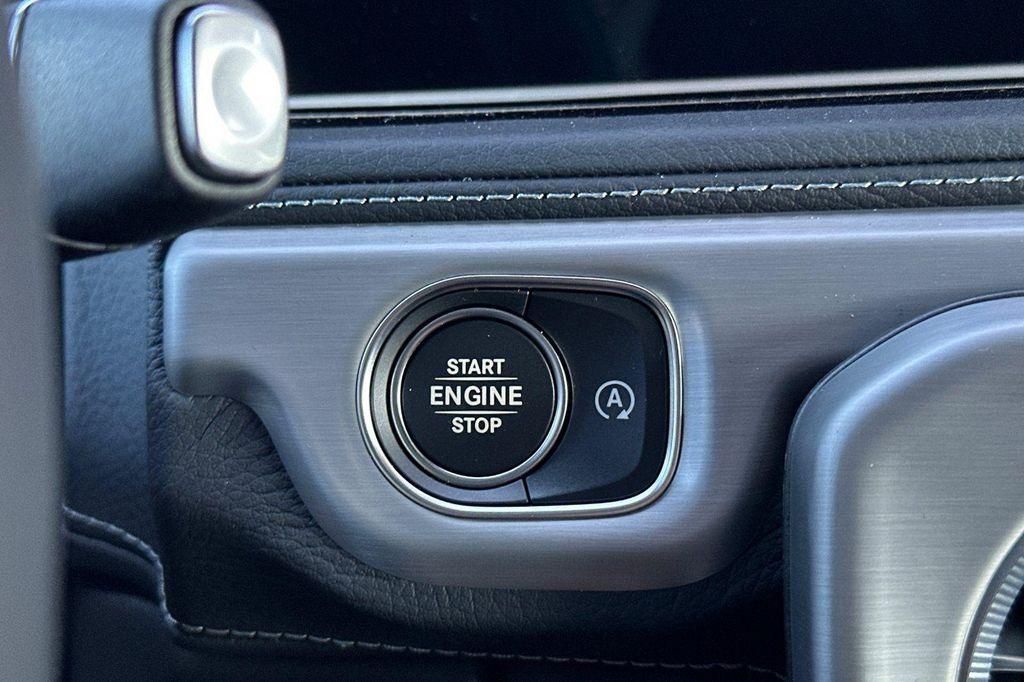 new 2025 Mercedes-Benz G-Class car