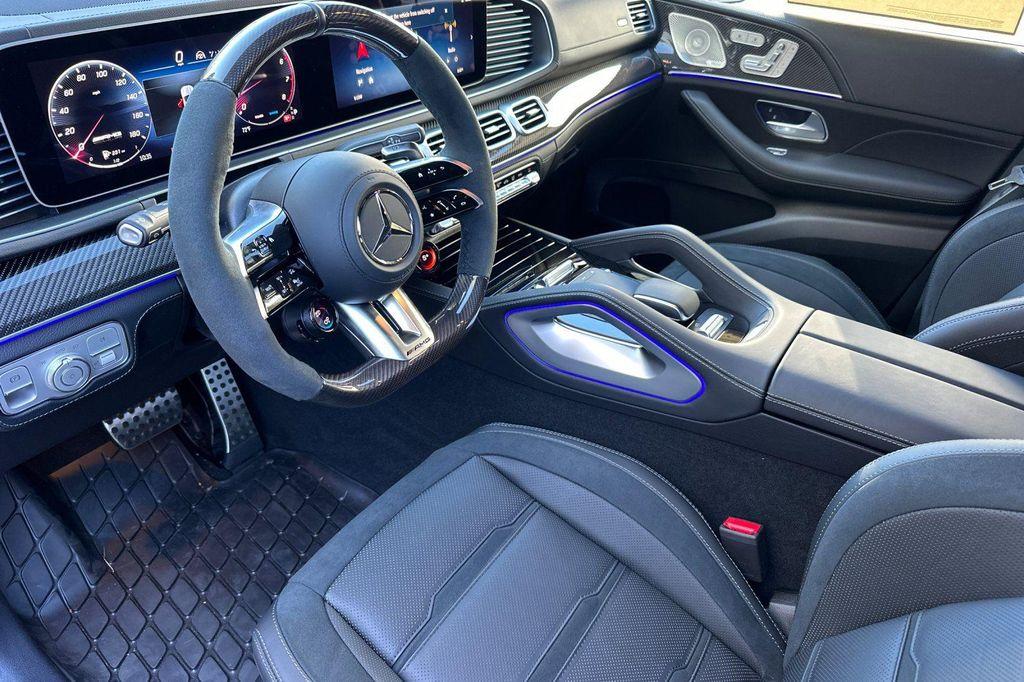 new 2025 Mercedes-Benz AMG GLE 53 car, priced at $102,655