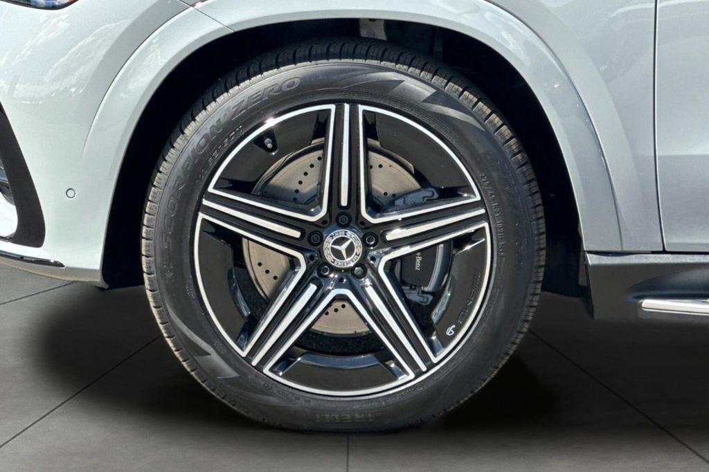 new 2026 Mercedes-Benz GLE 450 car, priced at $88,535
