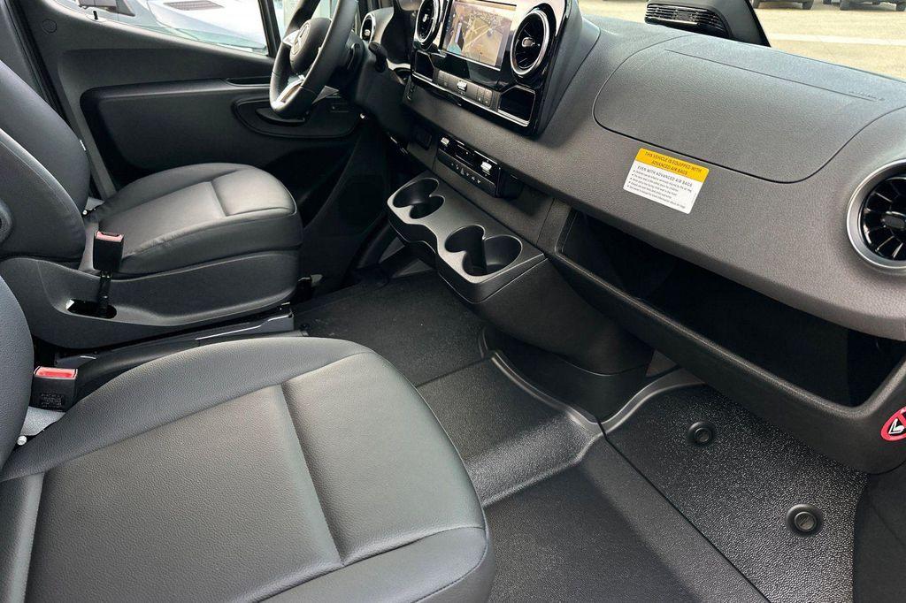 new 2026 Mercedes-Benz Sprinter 2500 car, priced at $67,468