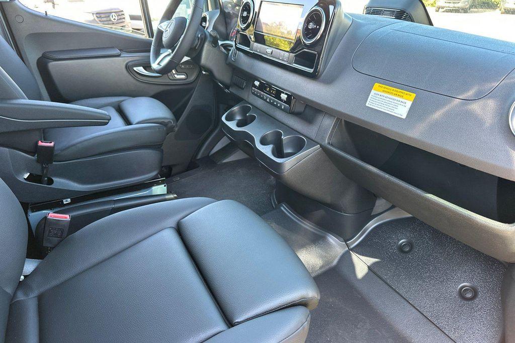 new 2025 Mercedes-Benz Sprinter 2500 car, priced at $80,409