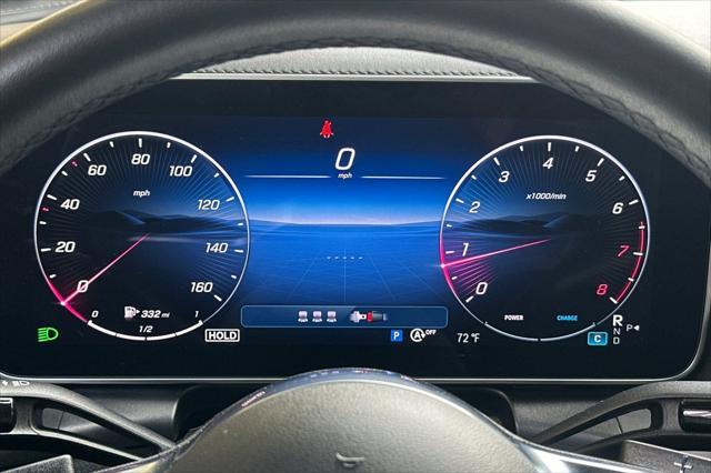 used 2025 Mercedes-Benz GLC 300 car