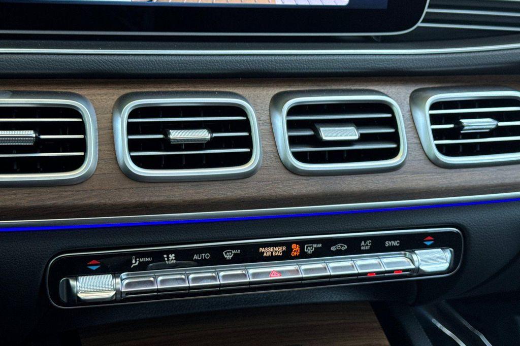 new 2025 Mercedes-Benz GLE 350 car, priced at $68,125