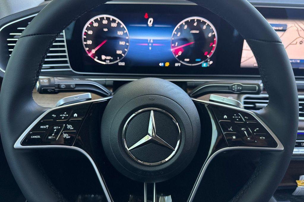 new 2025 Mercedes-Benz GLE 350 car, priced at $68,125