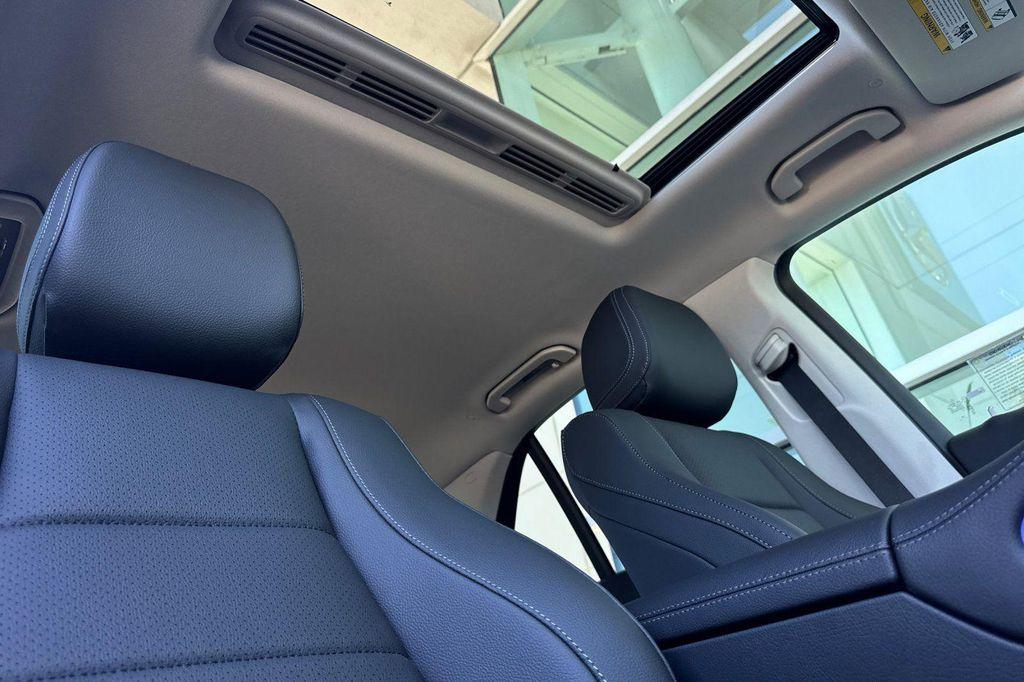 new 2025 Mercedes-Benz GLE 350 car, priced at $68,125