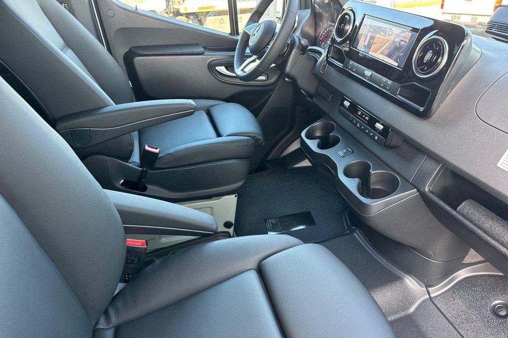 new 2026 Mercedes-Benz Sprinter 2500 car, priced at $76,640