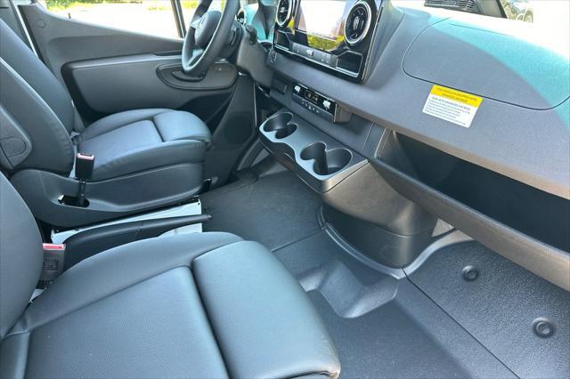 new 2025 Mercedes-Benz Sprinter 2500 car, priced at $70,725