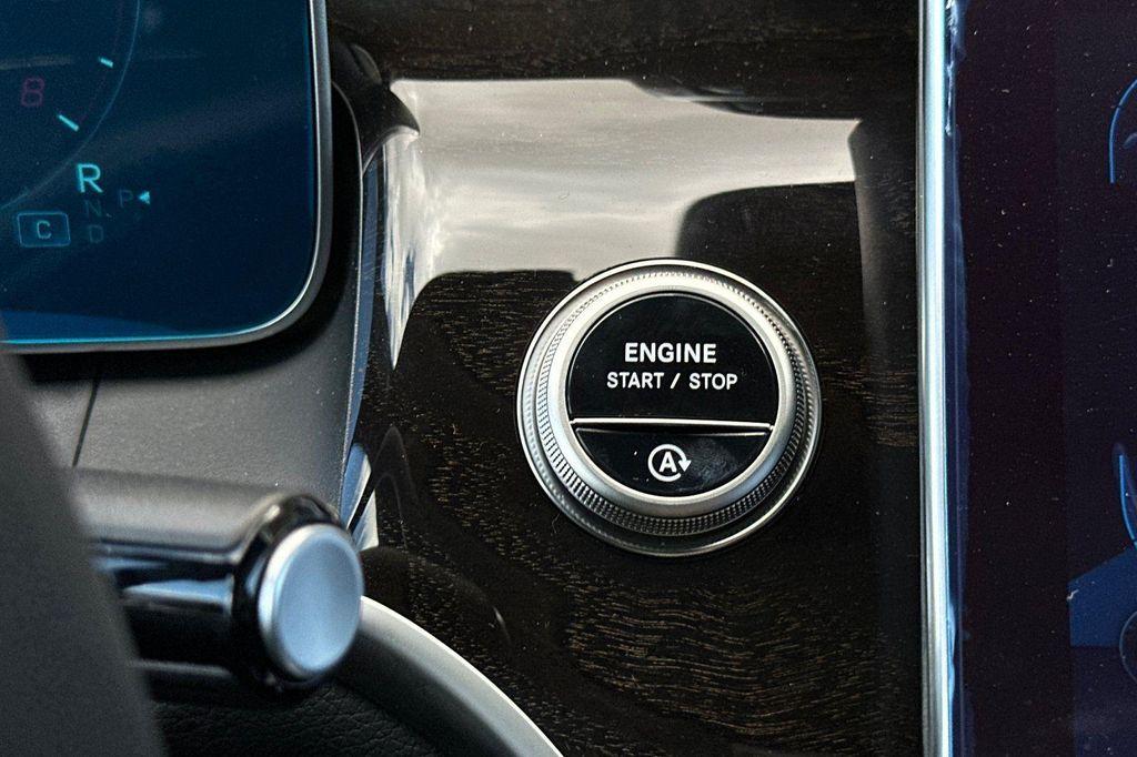 new 2026 Mercedes-Benz GLC 300 car, priced at $53,050