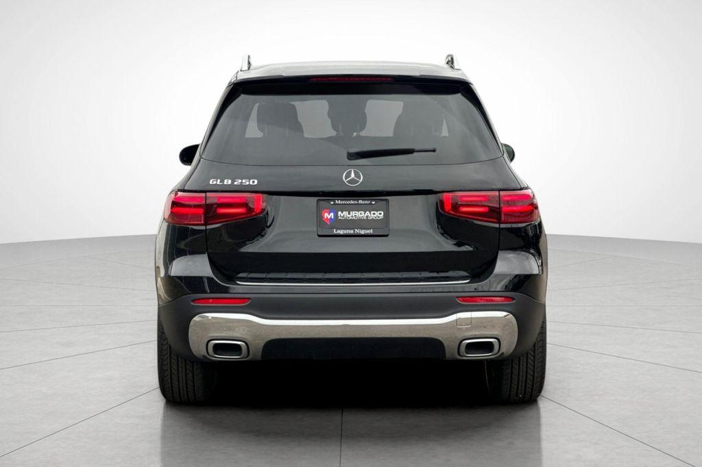 new 2025 Mercedes-Benz GLB 250 car, priced at $37,868