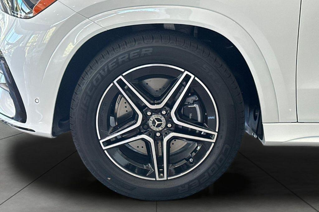 new 2026 Mercedes-Benz GLE 450 car, priced at $82,340