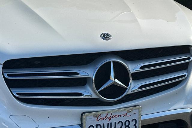used 2018 Mercedes-Benz GLC 300 car, priced at $16,283