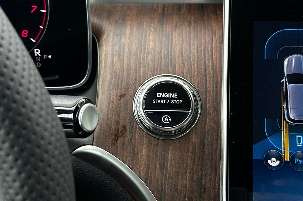 new 2026 Mercedes-Benz GLC 300 car, priced at $59,700