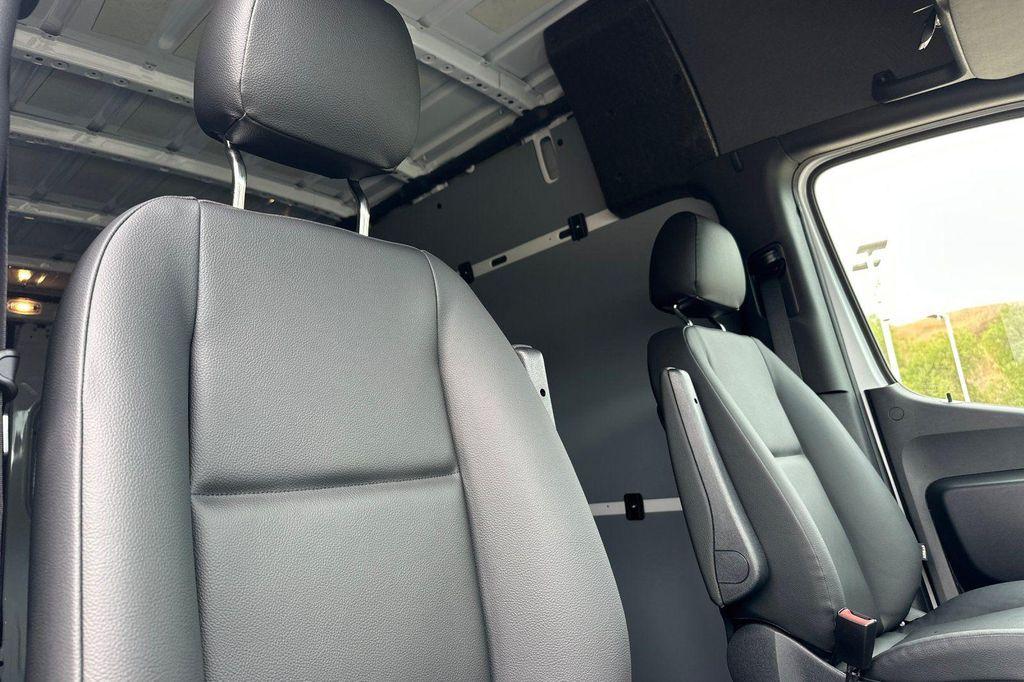new 2025 Mercedes-Benz Sprinter 2500 car, priced at $61,911