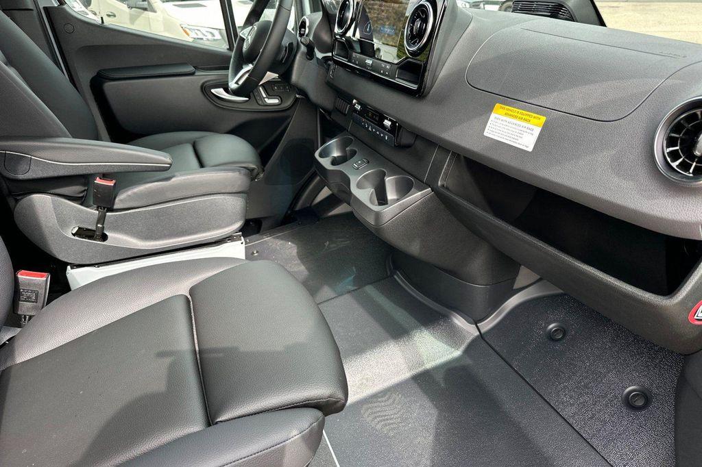 new 2026 Mercedes-Benz Sprinter 2500 car, priced at $76,640