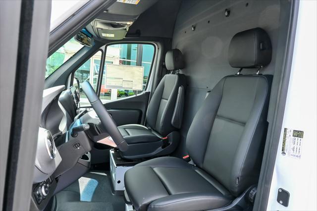 new 2024 Mercedes-Benz Sprinter 2500 car, priced at $83,087