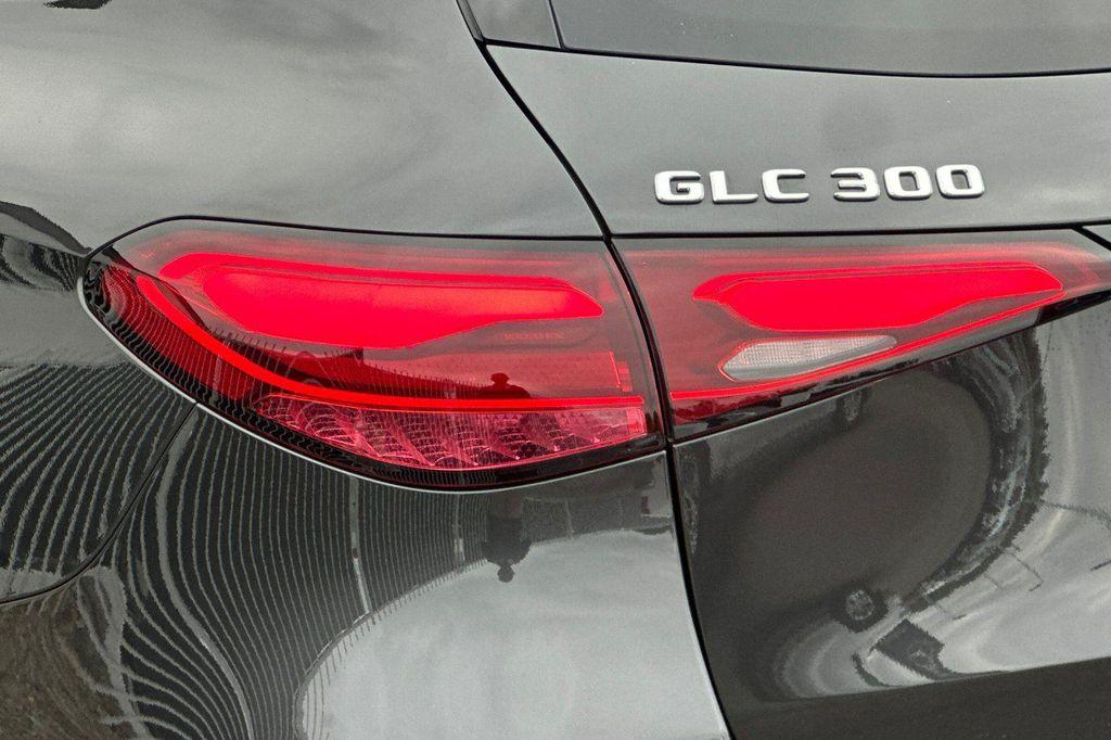 new 2025 Mercedes-Benz GLC 300 car, priced at $52,335
