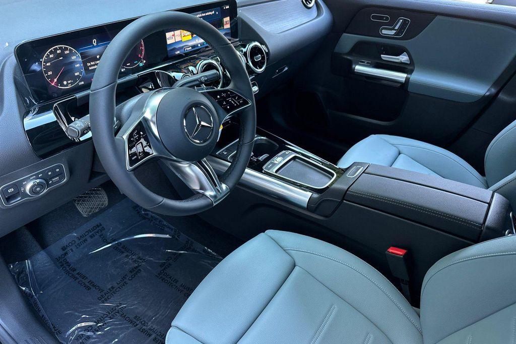 new 2026 Mercedes-Benz GLA 250 car, priced at $48,115