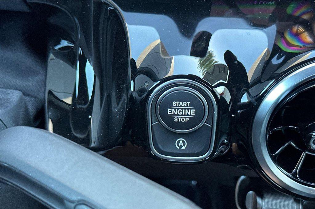 new 2026 Mercedes-Benz GLA 250 car, priced at $48,115