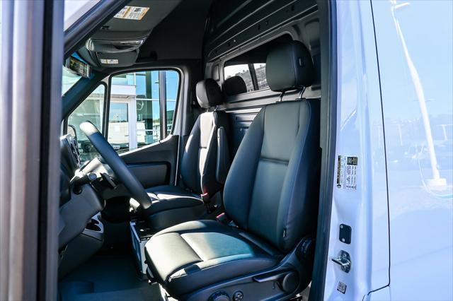 new 2024 Mercedes-Benz Sprinter 2500 car, priced at $65,047