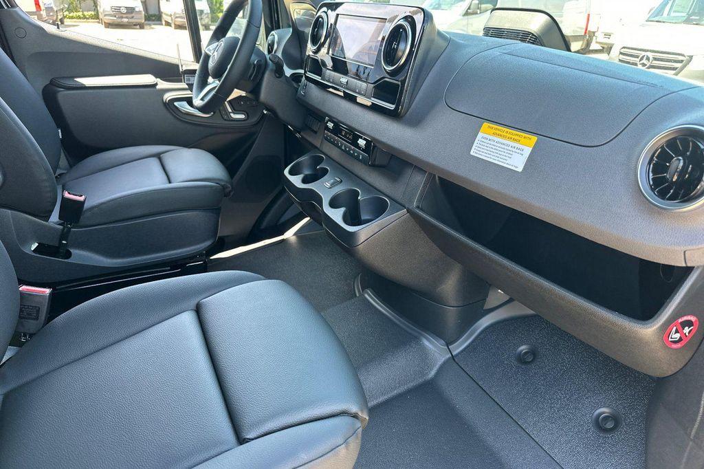 new 2025 Mercedes-Benz Sprinter 2500 car, priced at $89,032