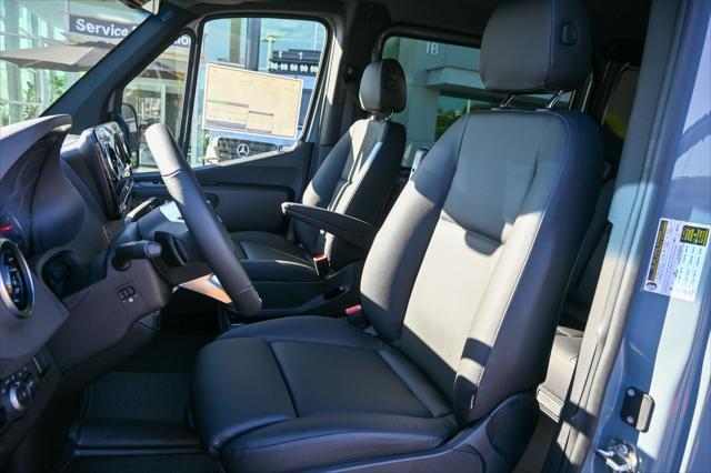 new 2025 Mercedes-Benz Sprinter 2500 car, priced at $70,756