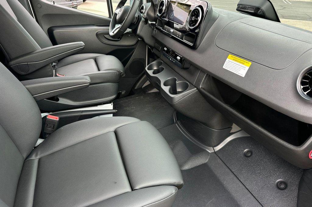new 2025 Mercedes-Benz Sprinter 2500 car, priced at $61,347